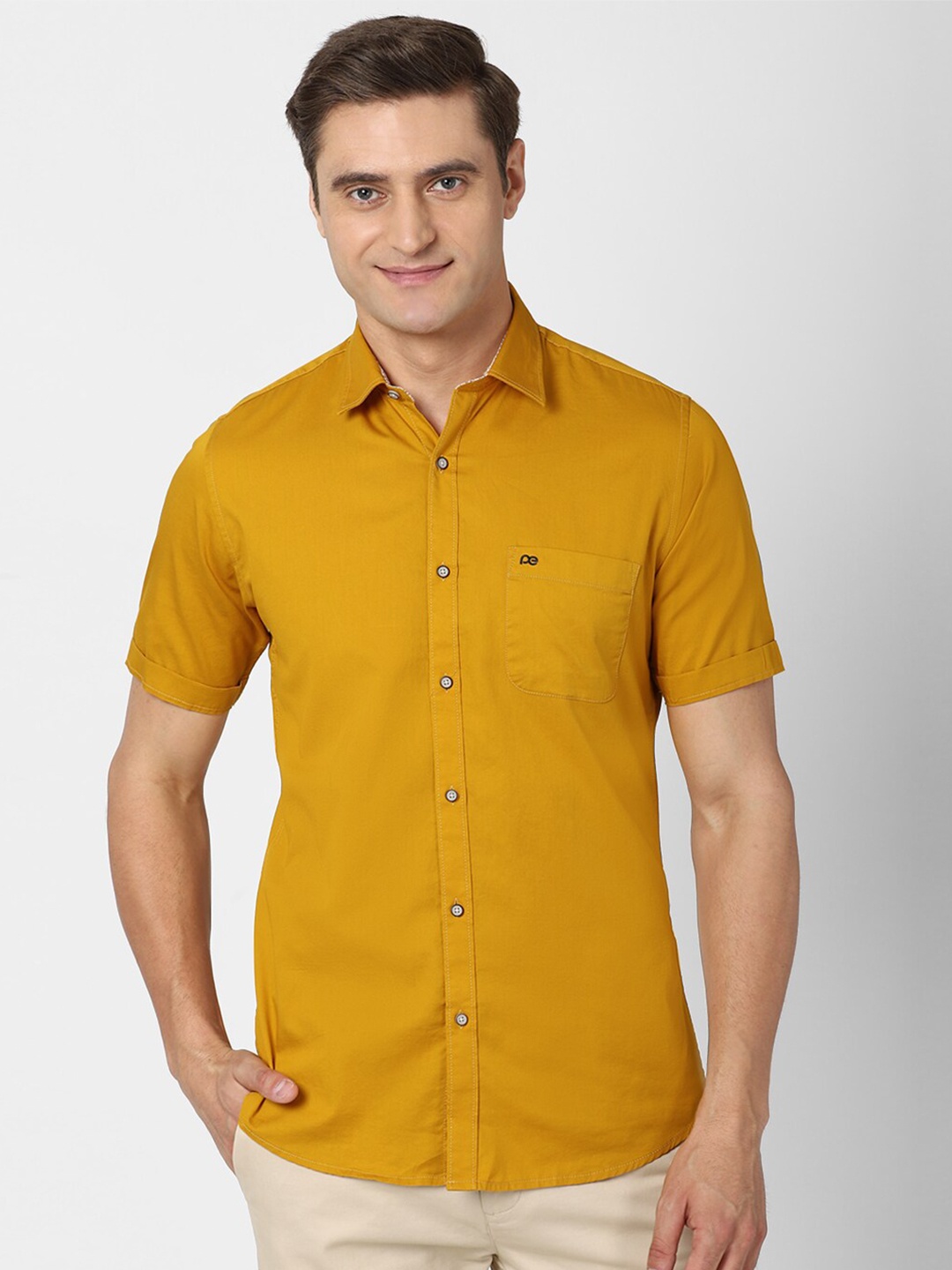 

Peter England Casuals Men Yellow Slim Fit Casual Shirt