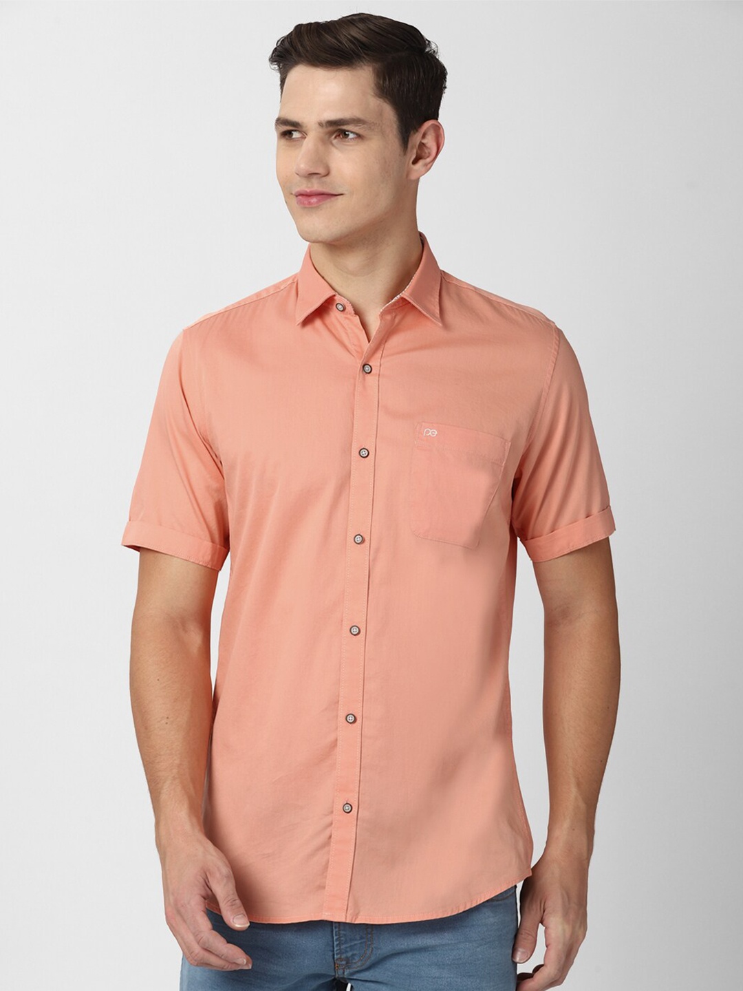 

Peter England Casuals Men Peach-Coloured Slim Fit Casual Shirt