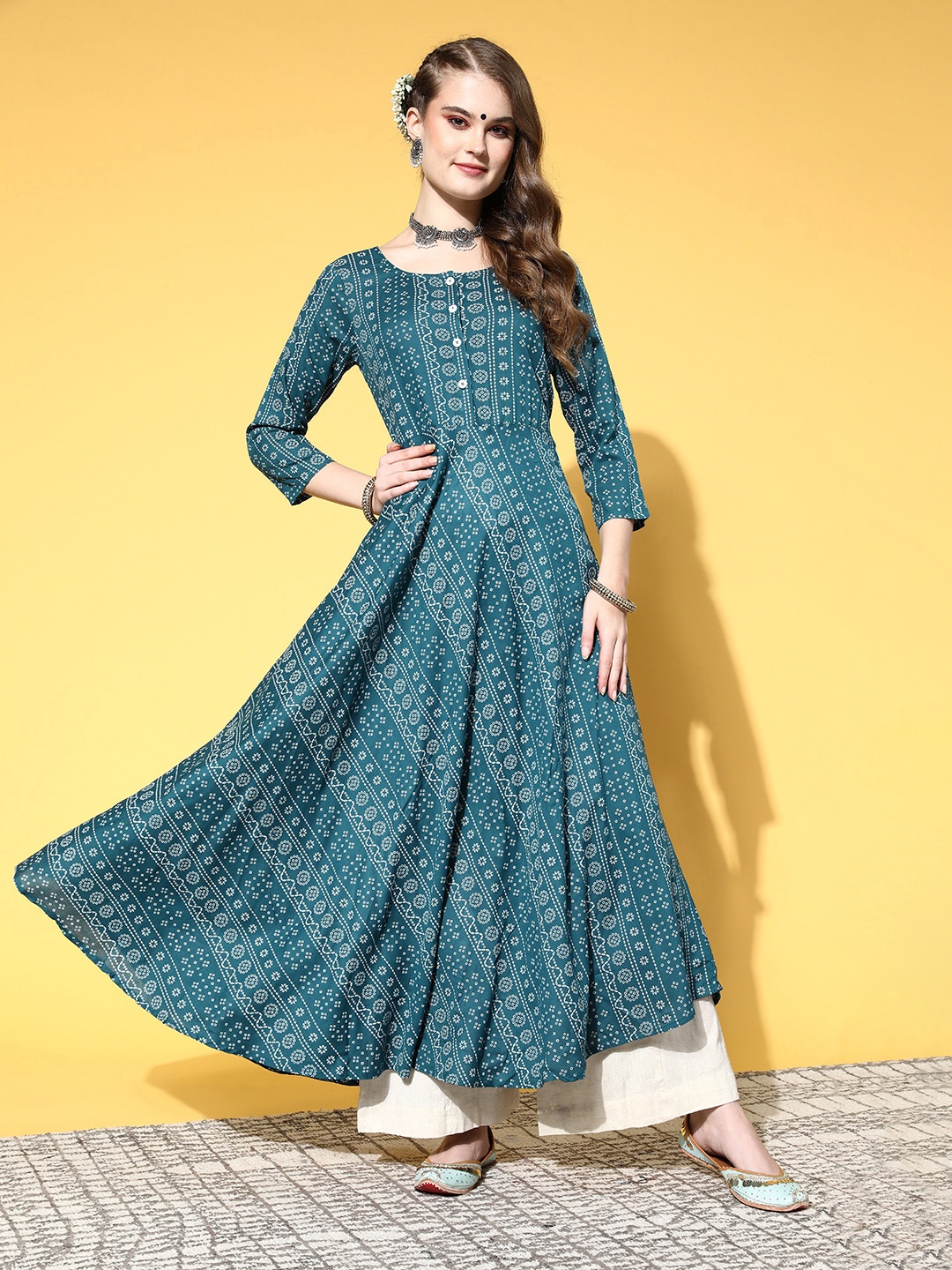 

InWeave Women Tranquil Teal Viscose Rayon Print Parade Kurta