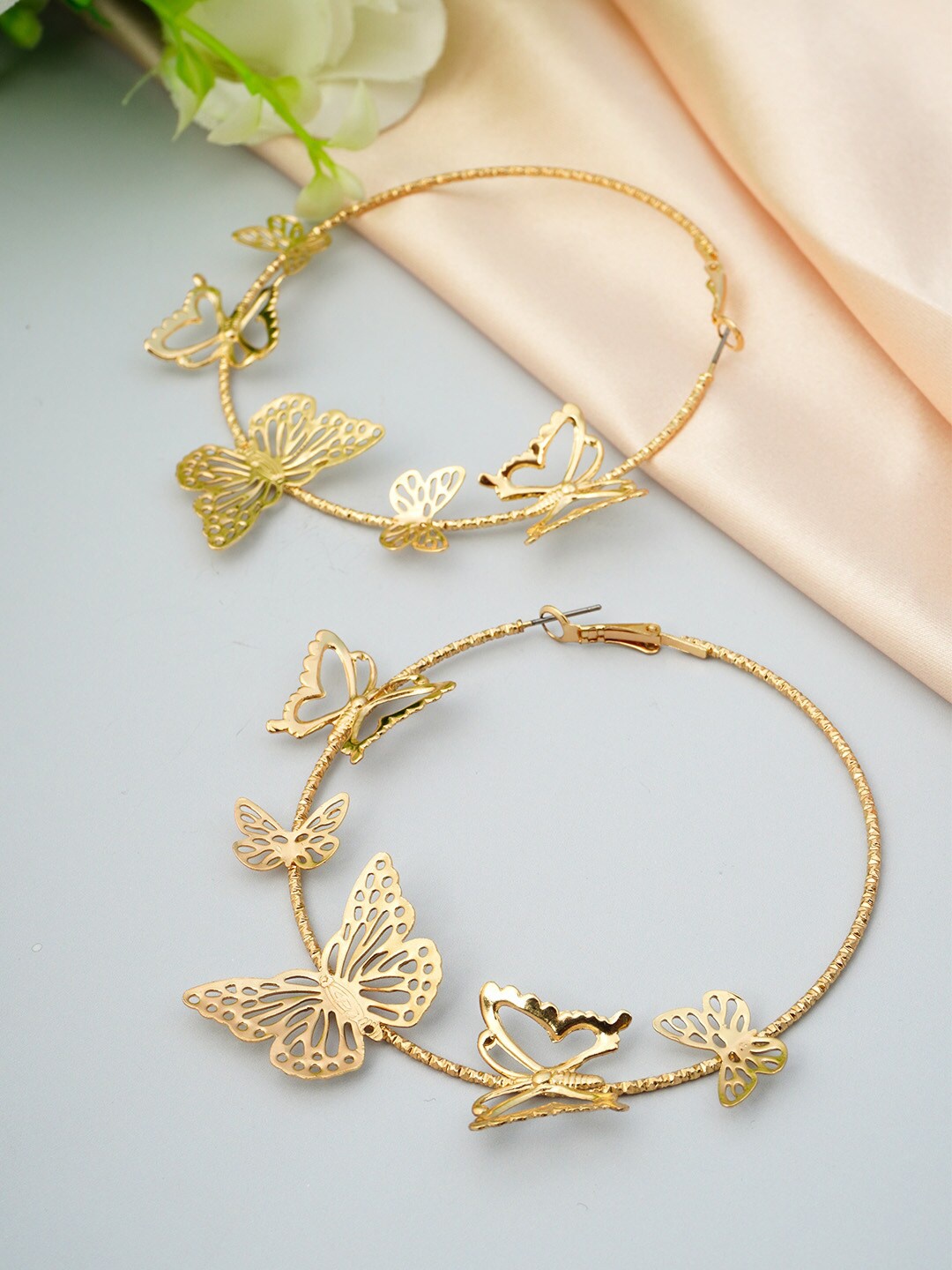

Ferosh Gold-Toned Circular Hoop Earrings