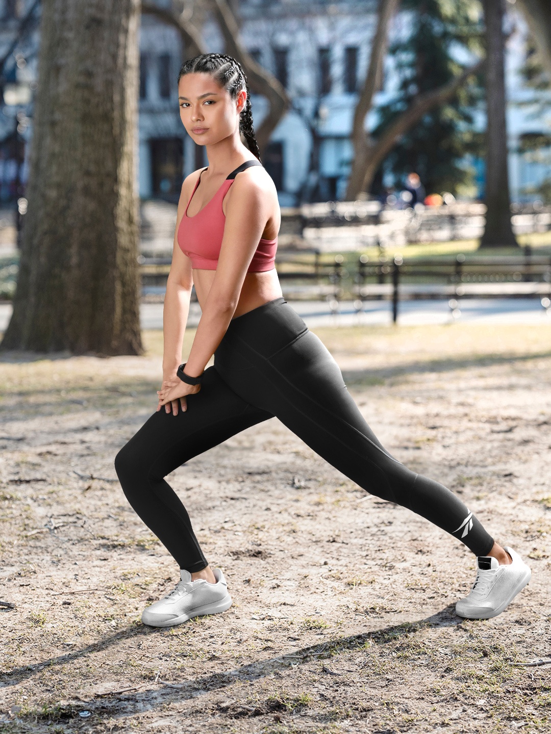 

Reebok Women Black Solid Workout Ready Vector Tights