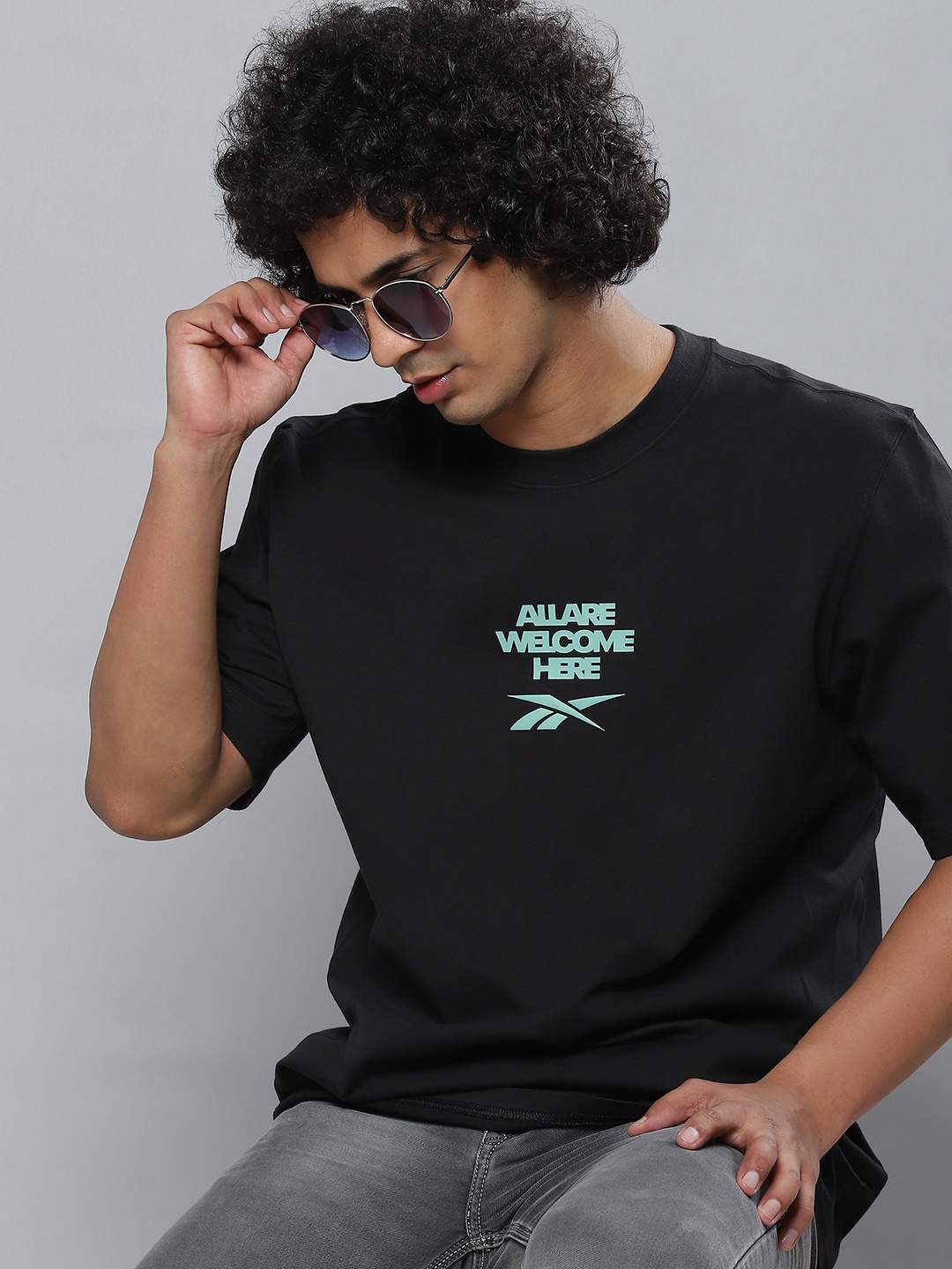 

Reebok Classic Unisex Black Brand Logo Printed Pure Cotton T-shirt