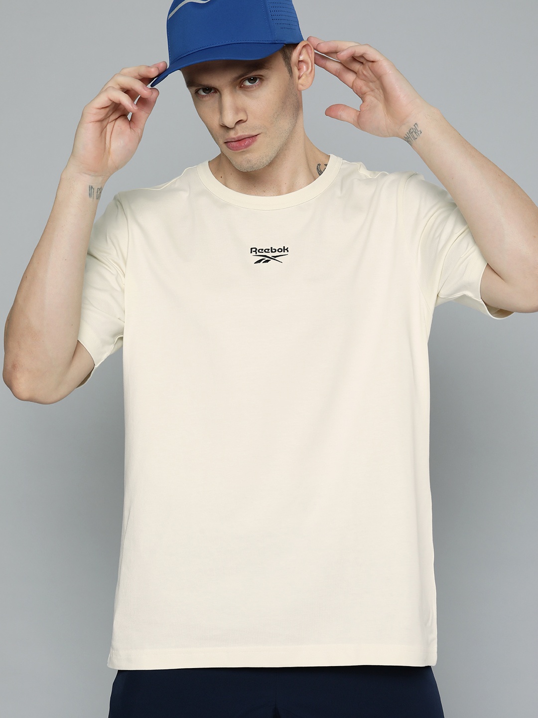 

Reebok Classic Unisex Beige Pure Cotton Brand Logo Printed T-shirt
