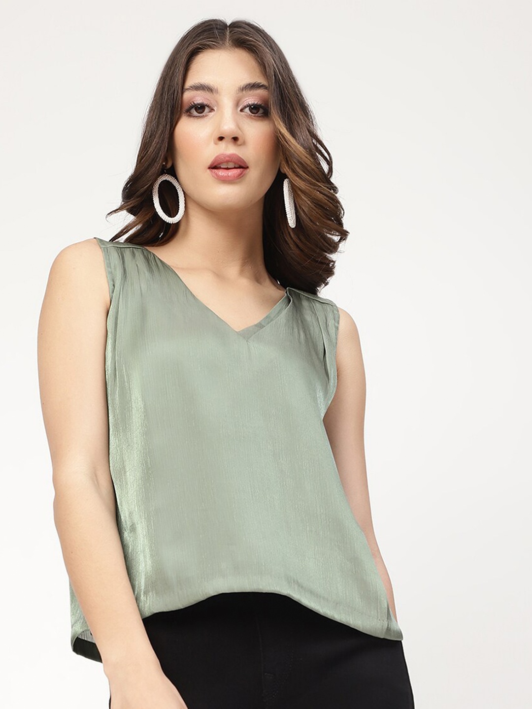 

CENTRESTAGE Green V-Neck Sleeveless Top