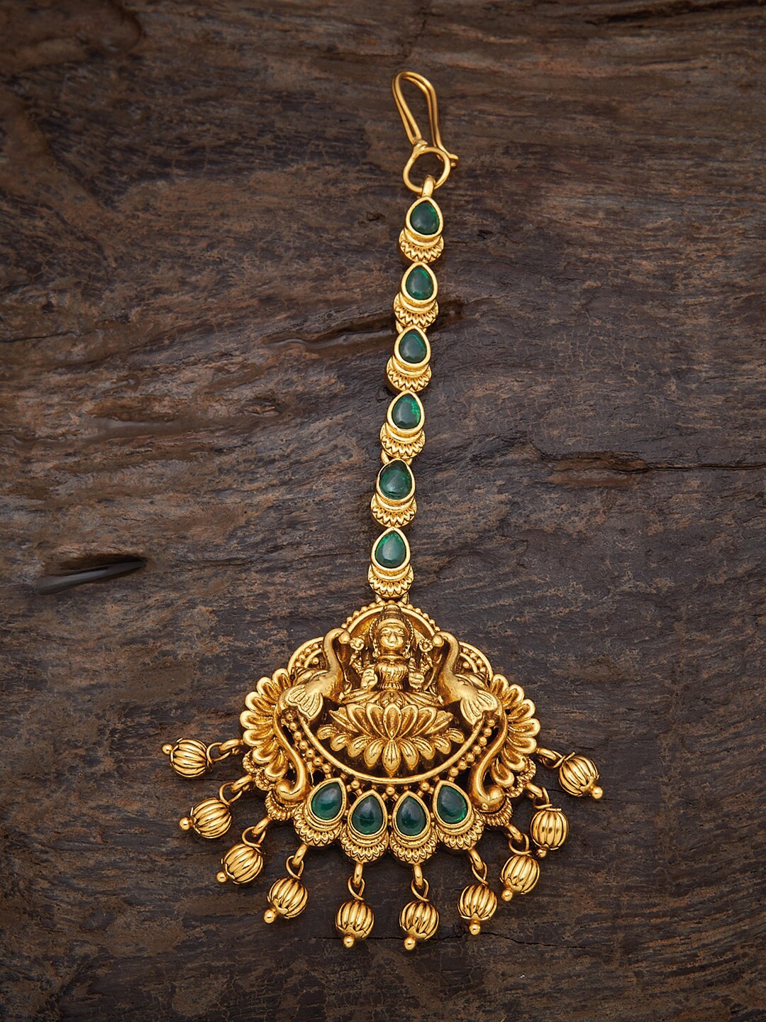 

Kushal's Fashion Jewellery Women Gold-Plated & Green 92.5 Silver Stone Studded Maang Tikka