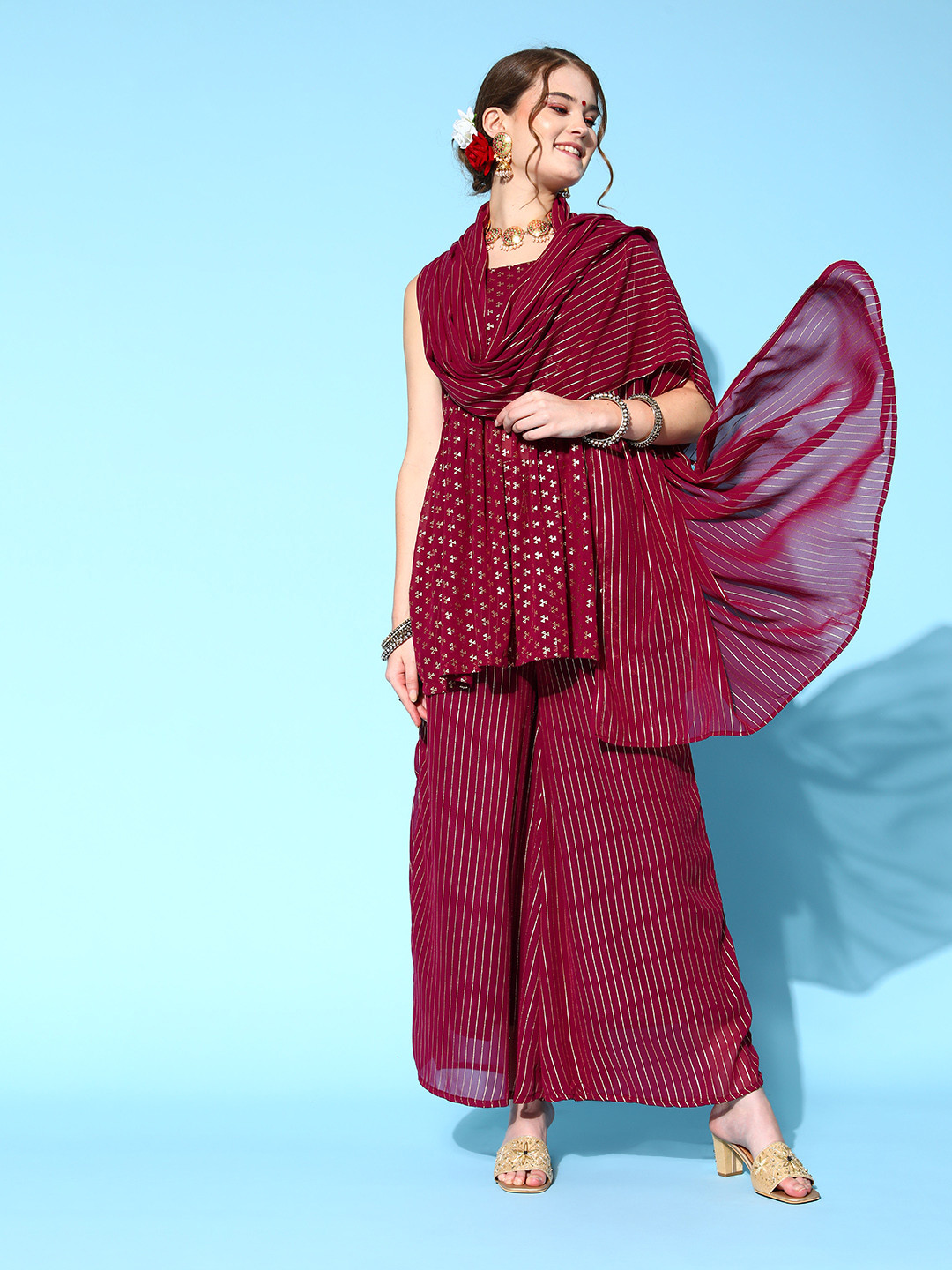 

InWeave Women Geometric Poly Georgette Print Parade Kurta Set, Maroon