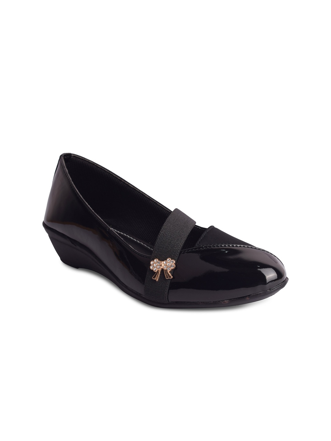 

XE Looks Black Wedge Mary Janes