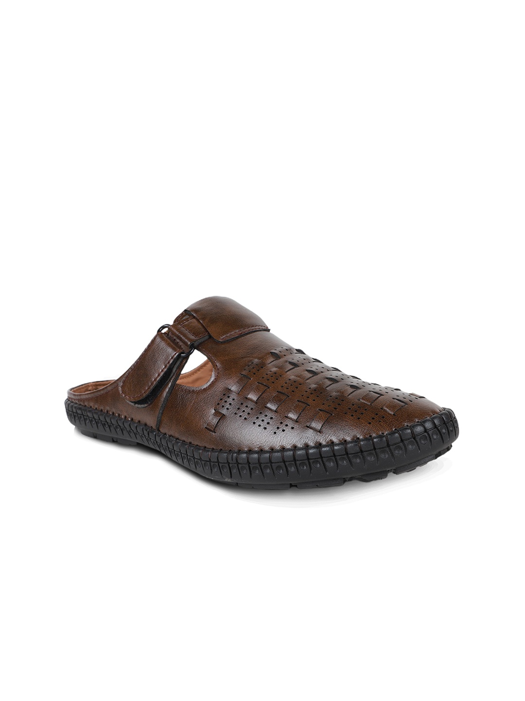 

FABBMATE Men Brown Comfort Sandals