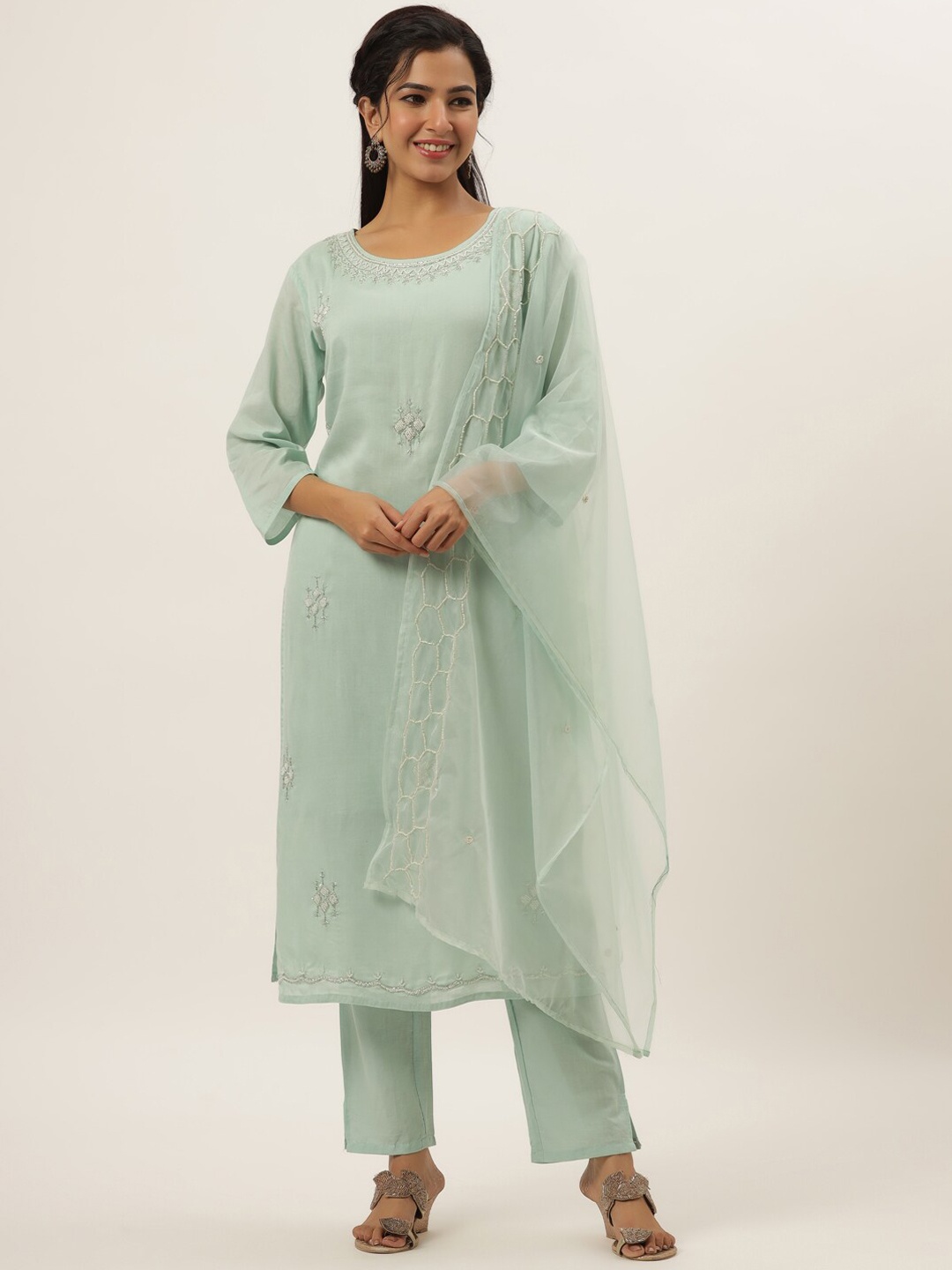 

DIVYANK Women Grey Floral Embroidered Beads and Stones Kurti with Trousers & With Dupatta