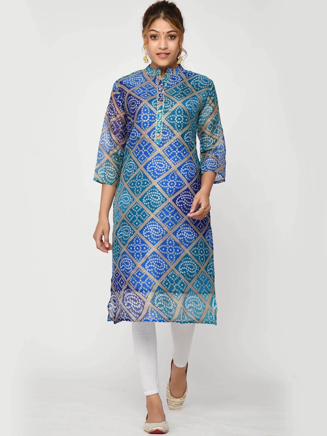 

Kesarya Women Blue & White Bandhani Printed Kurta