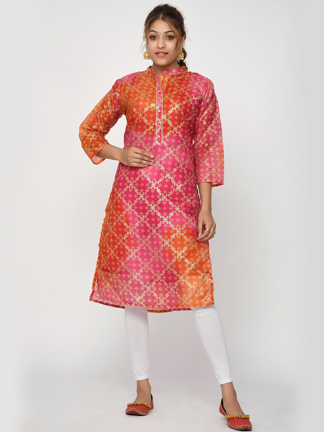 

Kesarya Women Pink & honeysuckle Ethnic Motifs Printed Thread Work Kurta