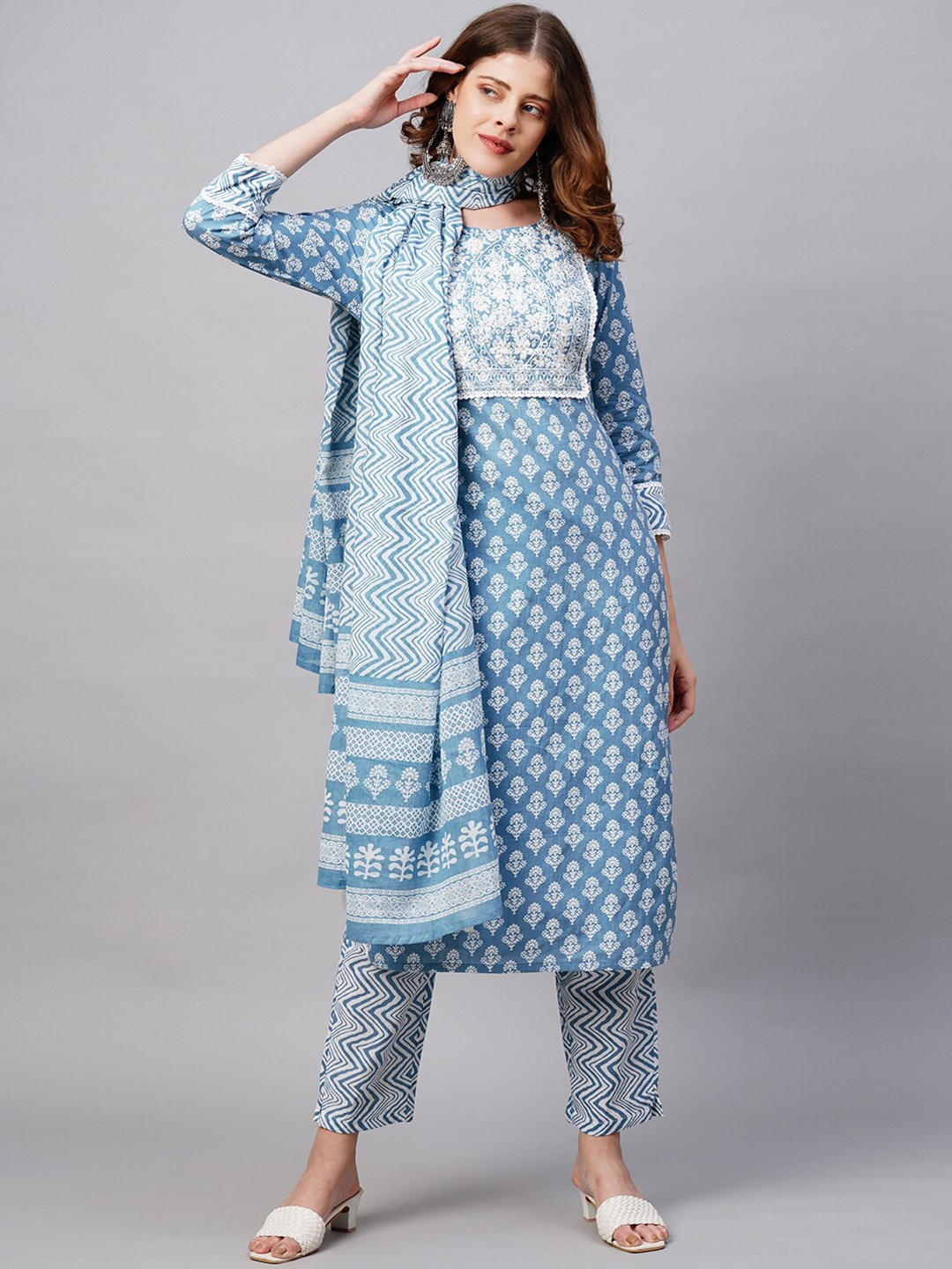 

FASHOR Women Blue Ethnic Motifs Printed Pure Cotton Kurta with Trousers & With Dupatta