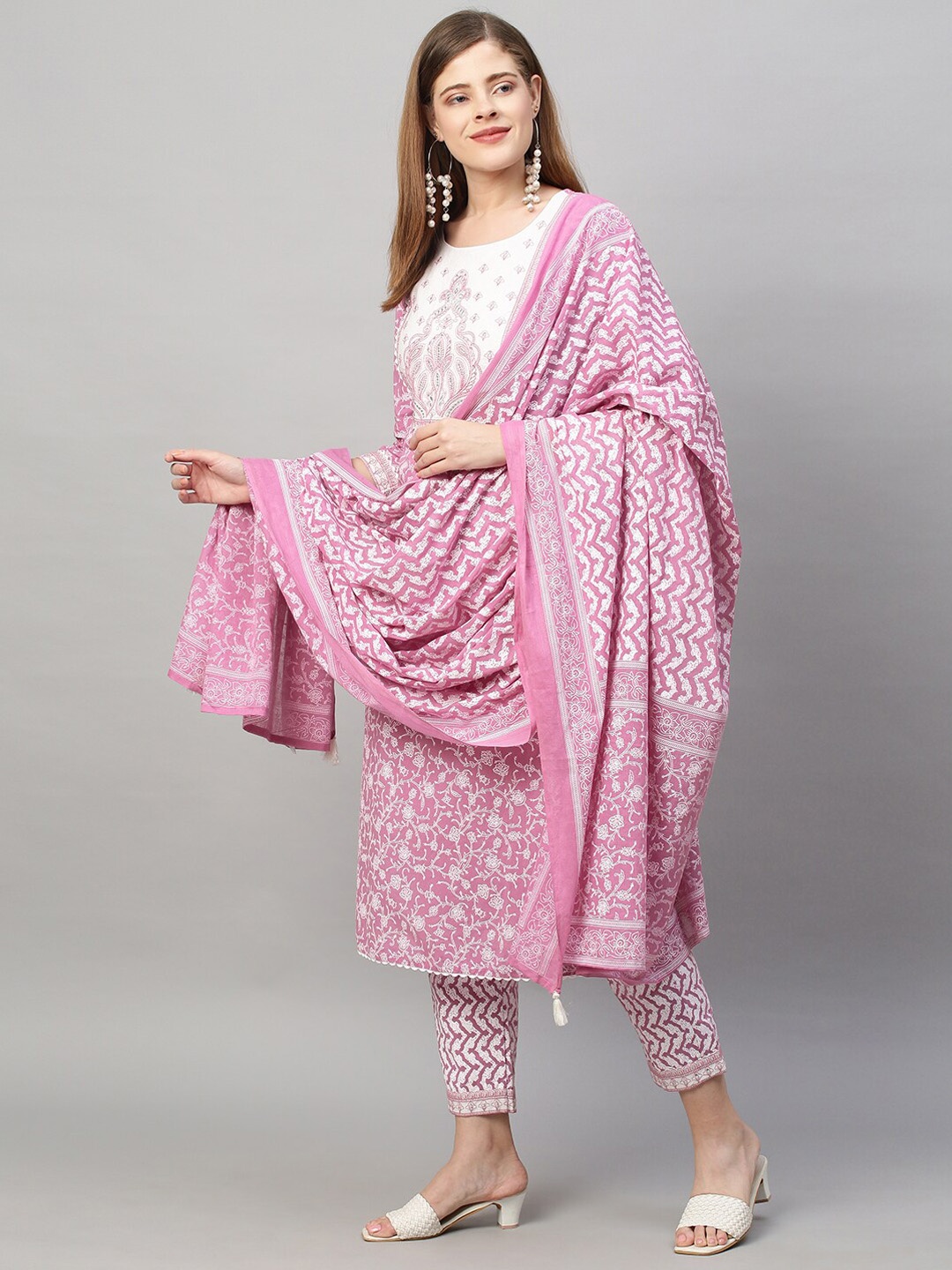 

FASHOR Women Pink Floral Printed Empire Pure Cotton Kurta with Trousers & With Dupatta