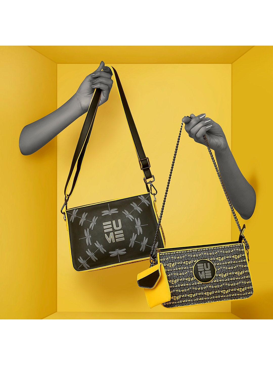 

EUME Pack Of 2 Women Black Textured Structured Handbag