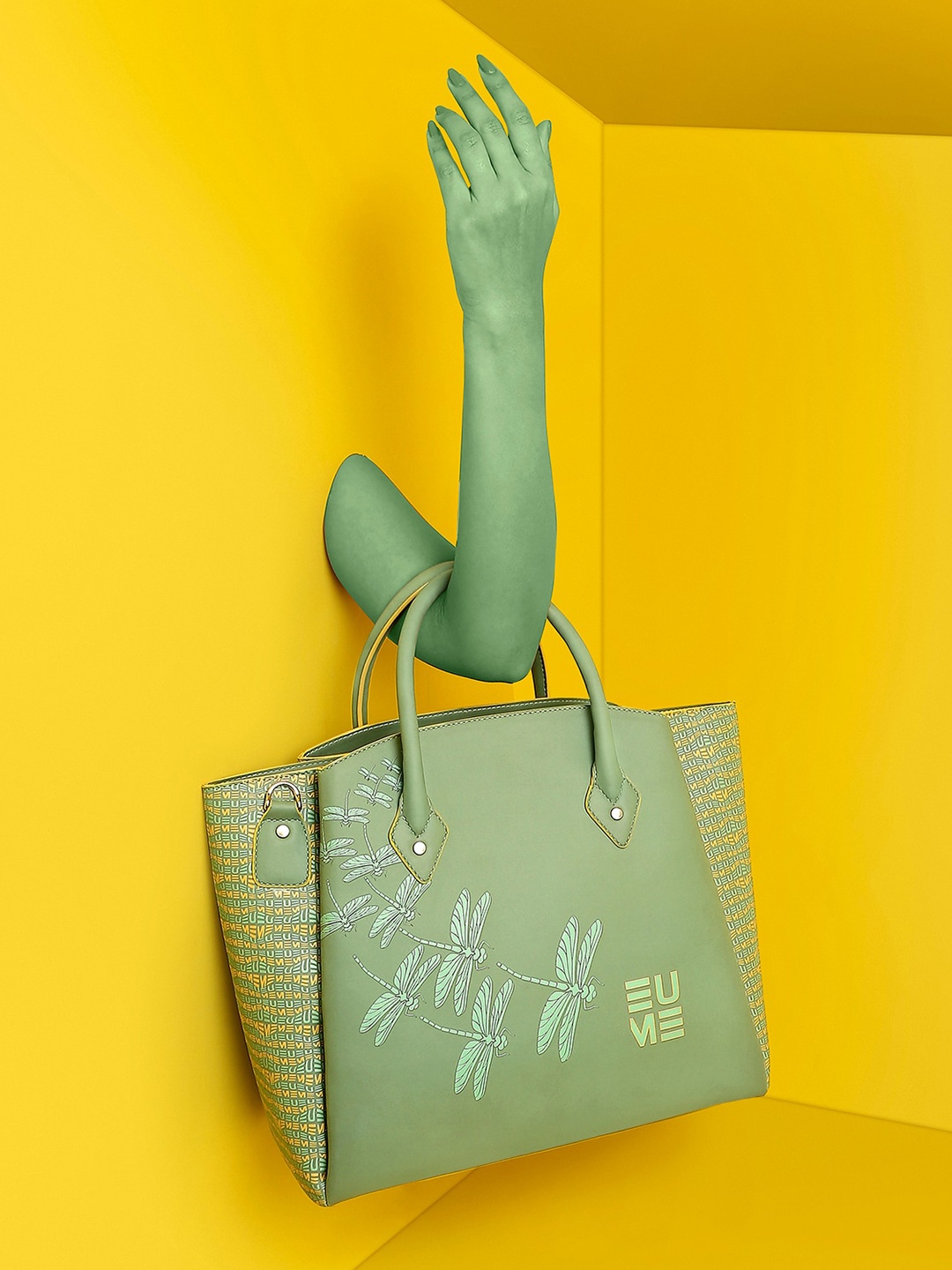 

EUME Green Textured Oversized Structured Handheld Bag