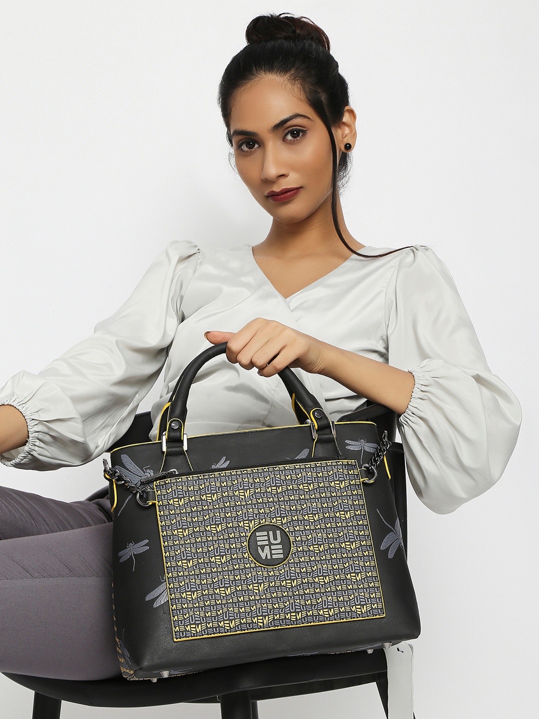 

EUME Black Structured Handheld Bag