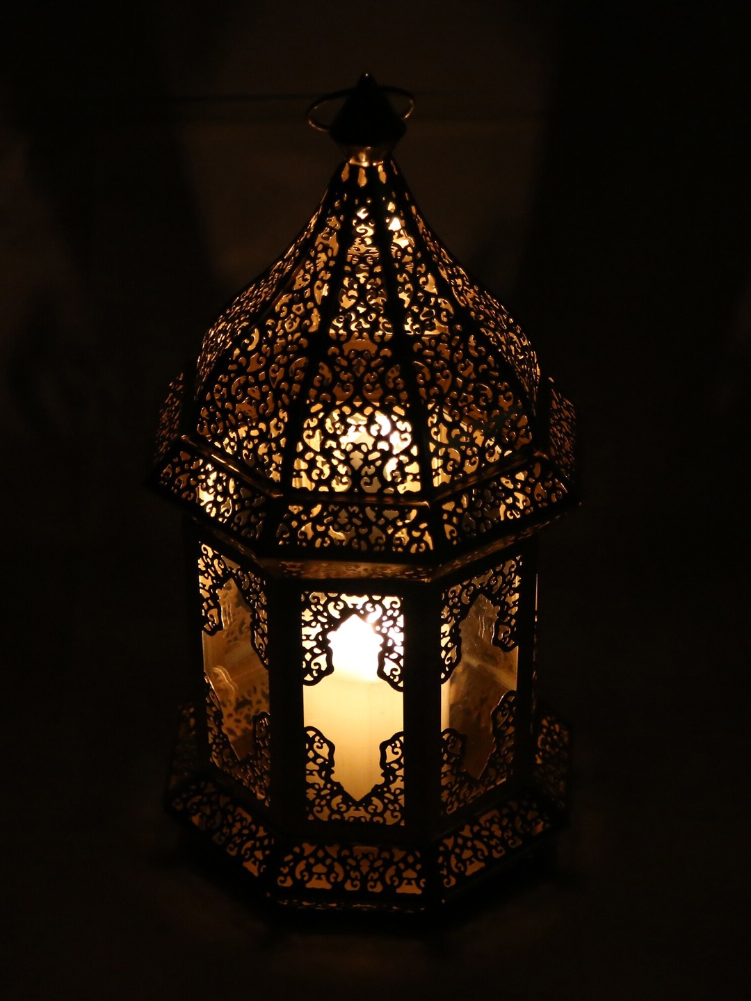

HomeTown Transparent & Silver-Toned Cutwork Lantern Candle Holders