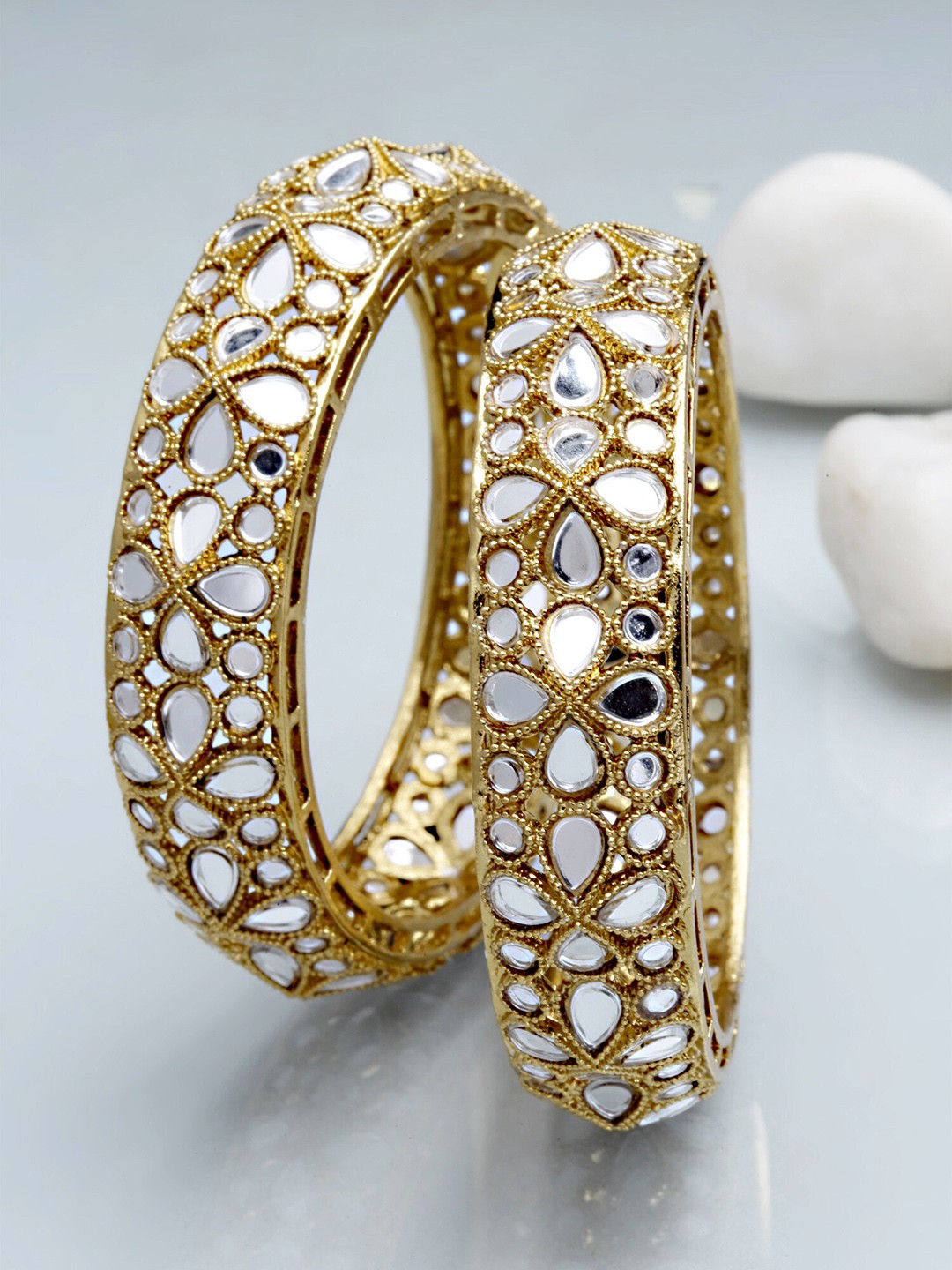 

KARATCART Set Of 2 Gold-Plated White Kundan-Studded Bangles