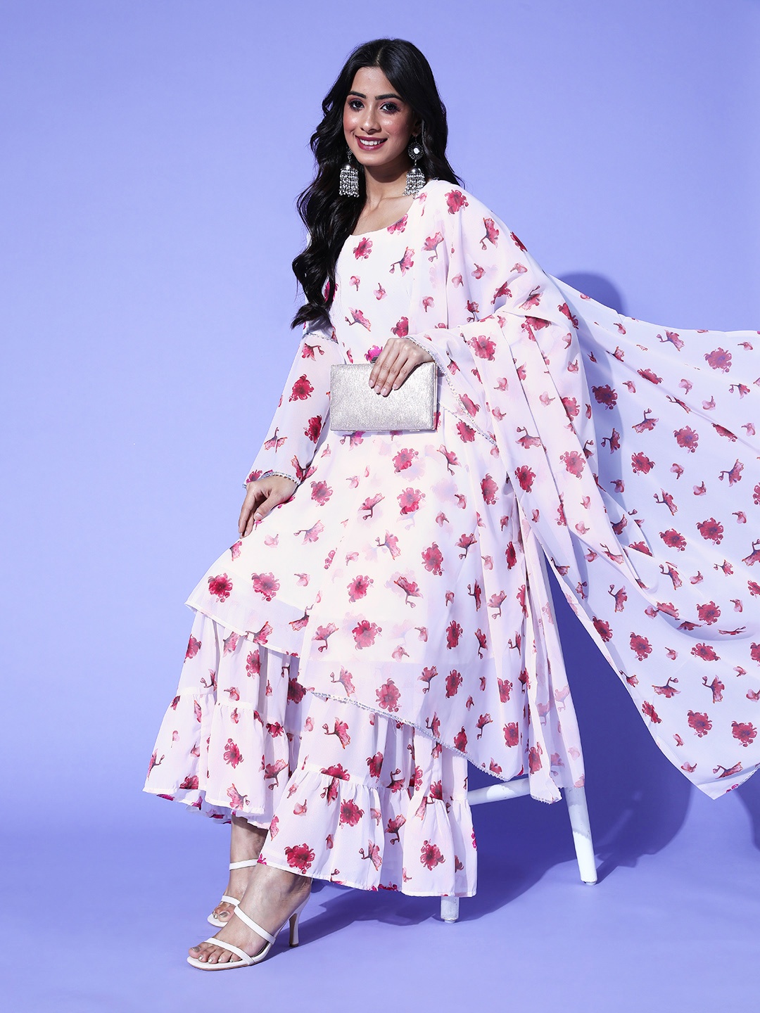 

PANIT Women Floral Poly Georgette Print Parade Kurta Set, White
