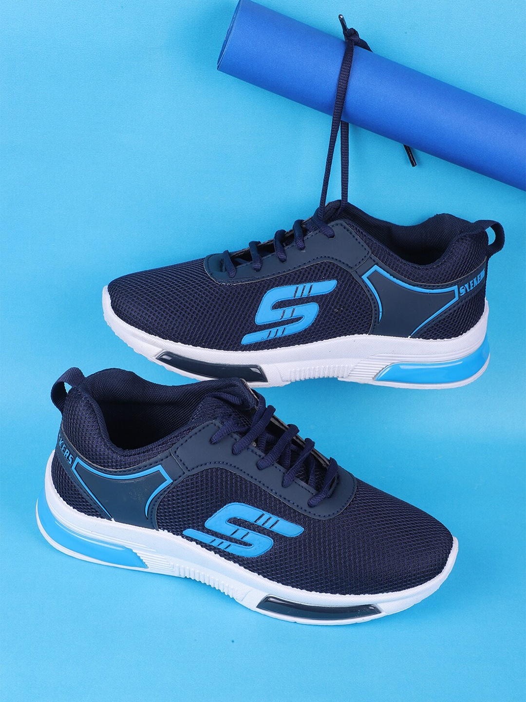 

FABBMATE Men Blue Walking Non-Marking Shoes