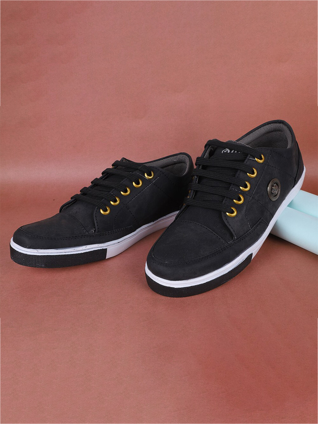 

FABBMATE Men Black Walking Non-Marking Shoes