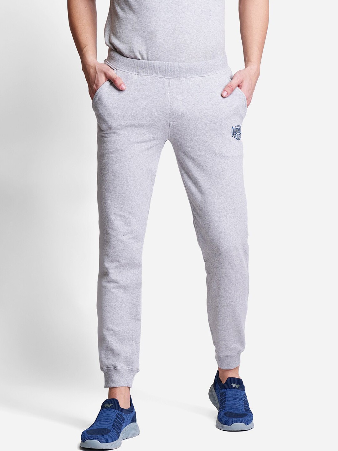 

Wildcraft Men Grey Regular Fit Solid Joggers