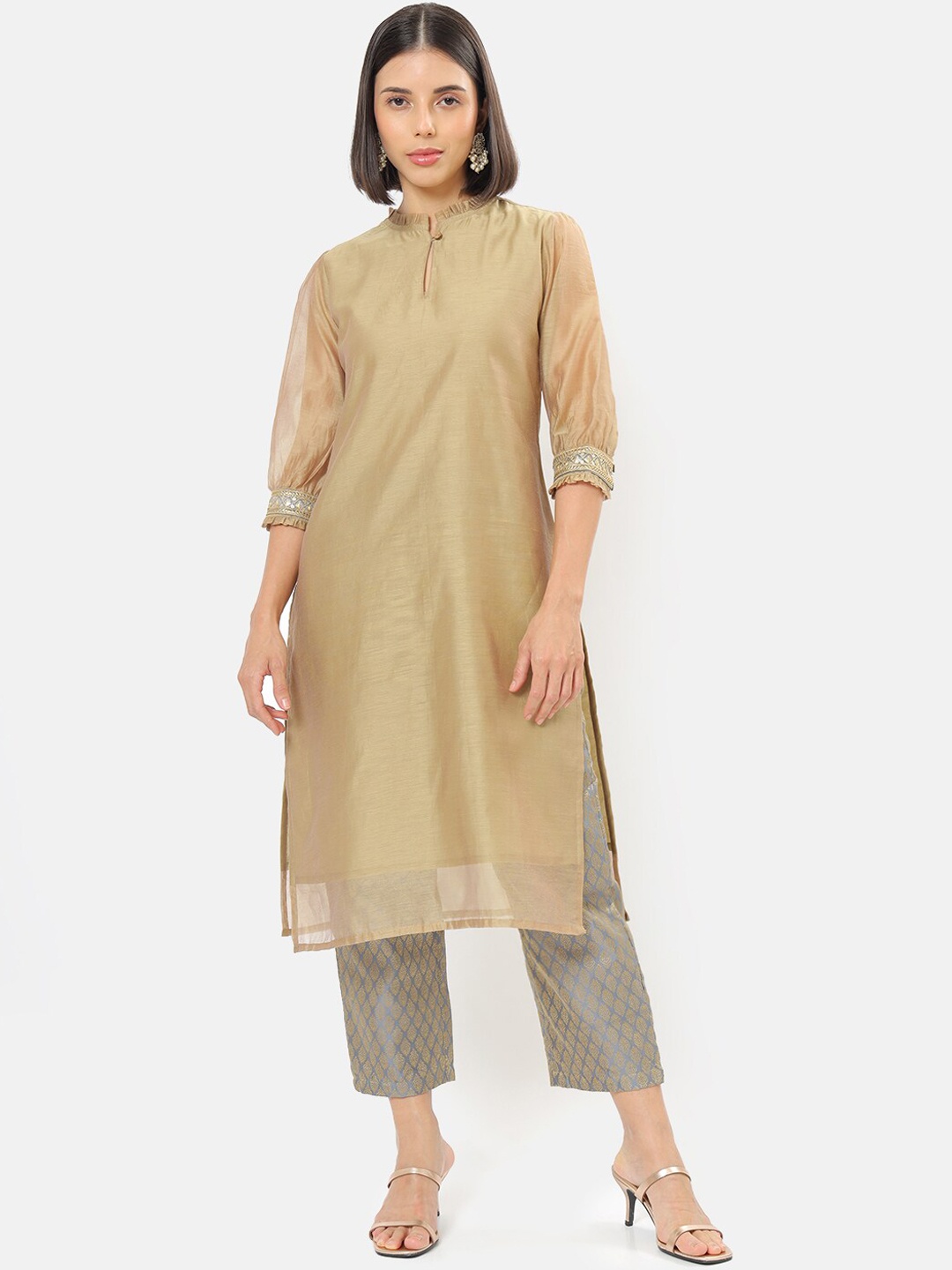 

Saaki Women Beige Ruffle Round Neck Kurta