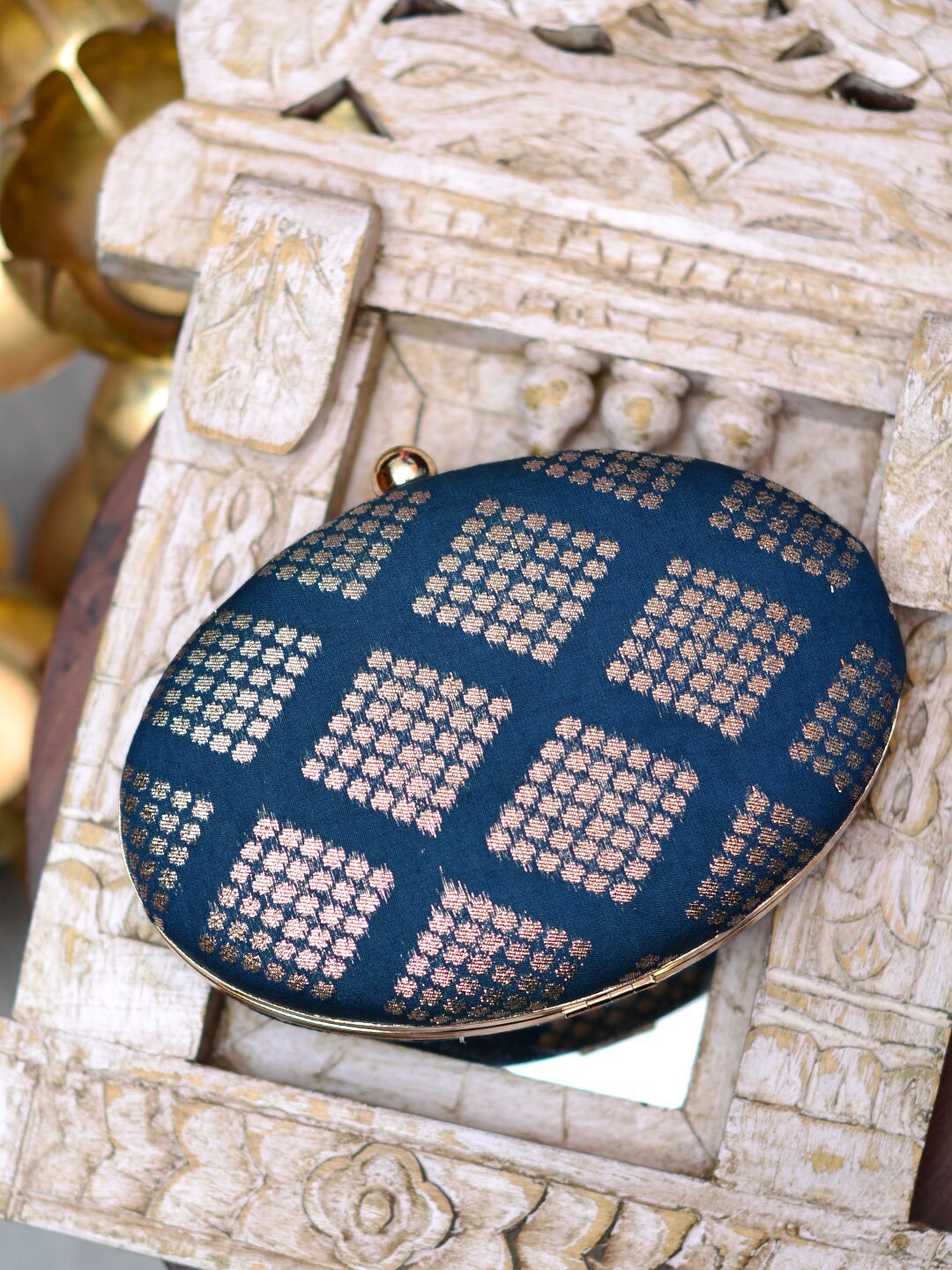 

ARTKLIM Women Blue Clutches