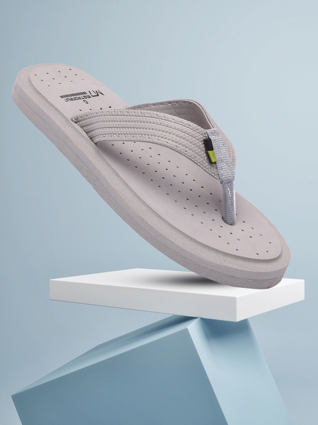 

M7 by Metronaut Women Grey Rubber Thong Flip-Flops
