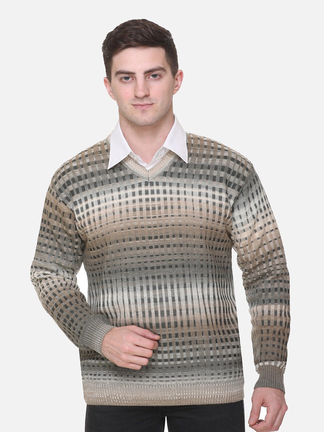 

aarbee Men Beige & Black Checked Printed Striped Pullover