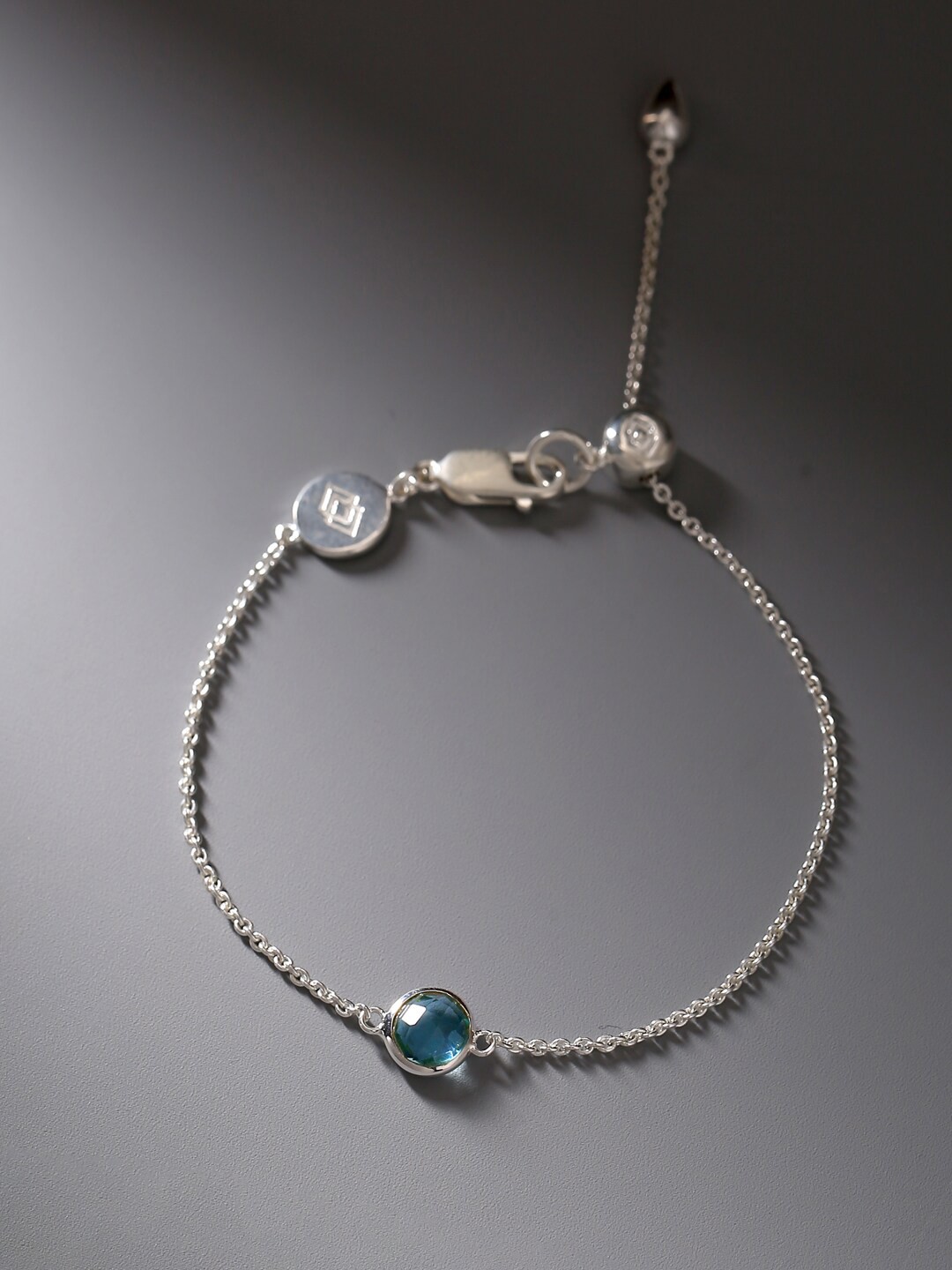 

ADORN by Nikita Ladiwala Women Silver Bracelet