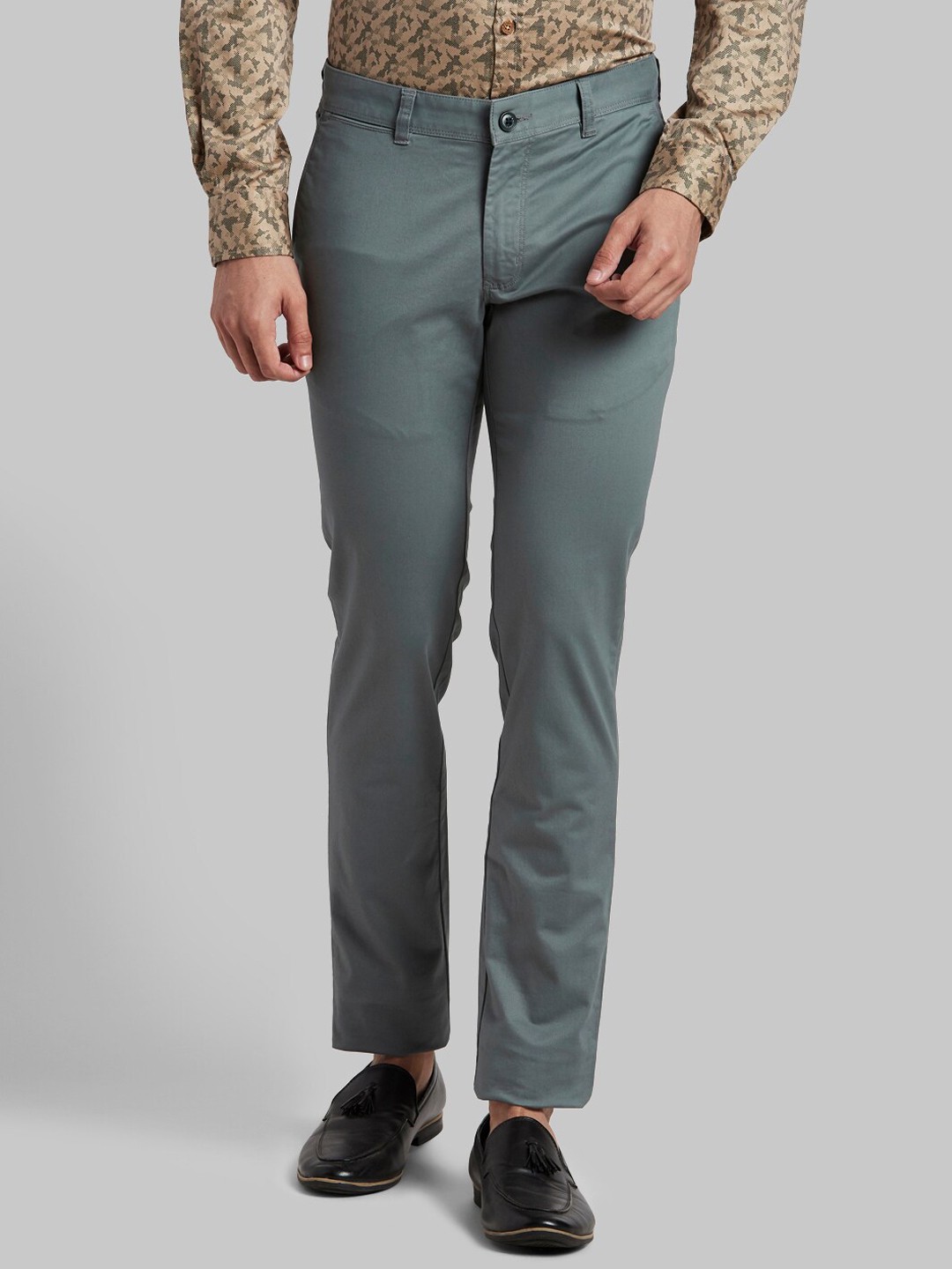 

Parx Men Grey Slim Fit Trousers