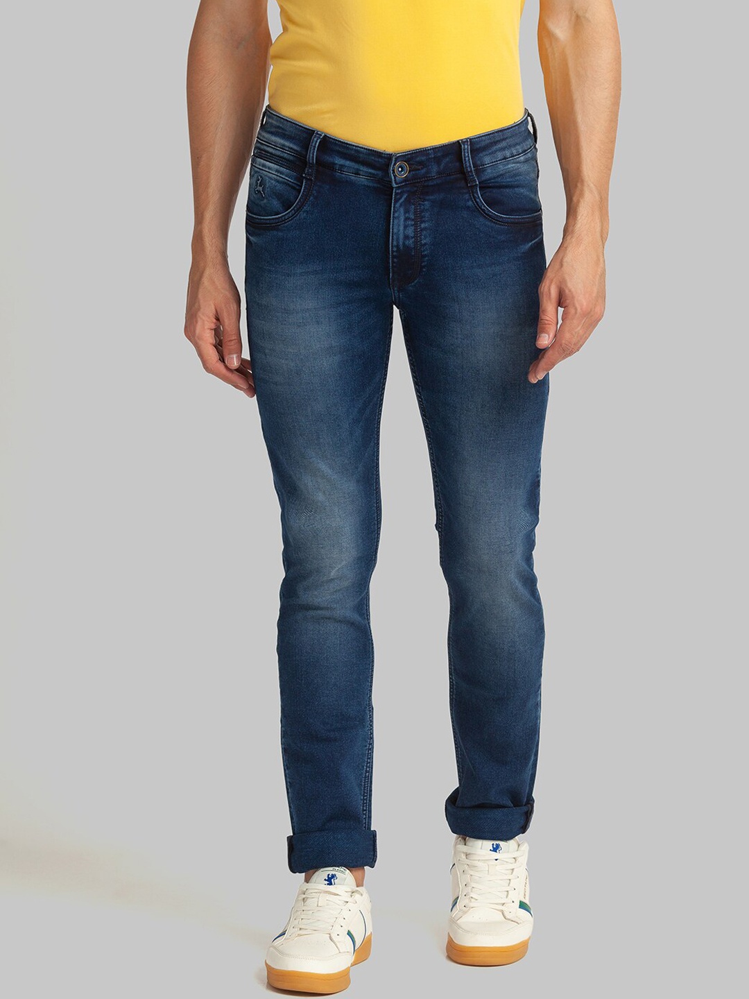 

Parx Men Blue Tapered Fit Heavy Fade Tapered Fit Jeans