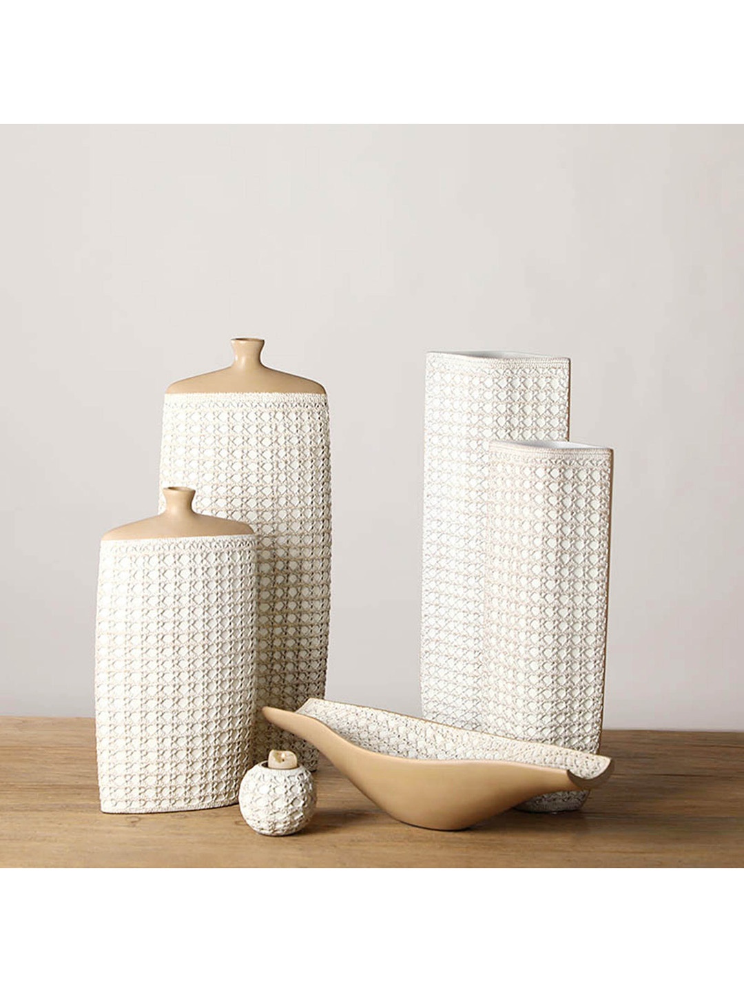 

HomeTown White Zenith Polyresin Round Macrame Votive