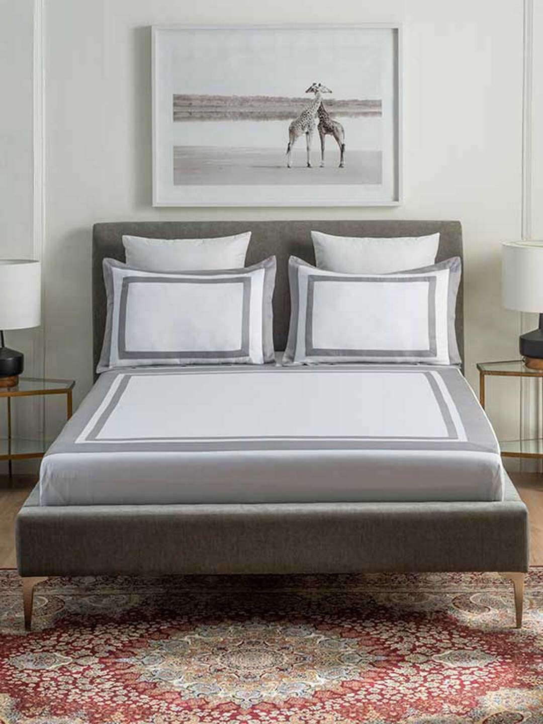 

DDecor White & Grey 300 TC King Bedsheet with 2 Pillow Covers