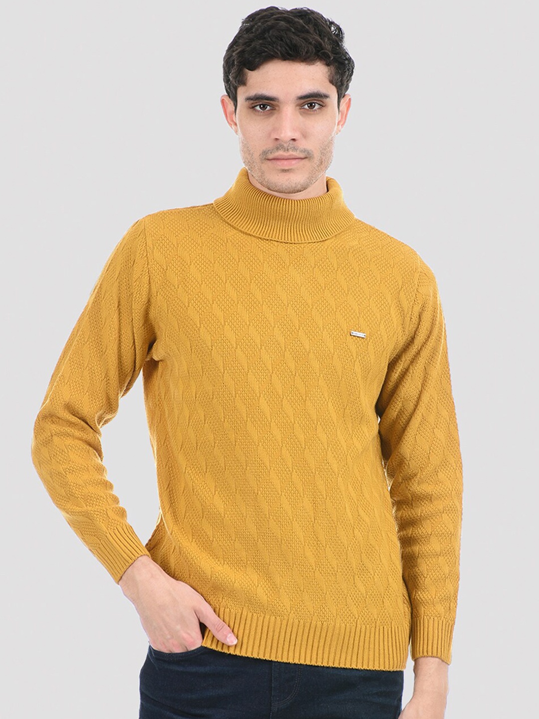 

Cloak & Decker by Monte Carlo Men Mustard Pullover