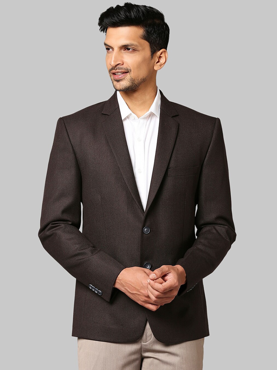 

Park Avenue Men Brown Solid Single-Breasted Super Slim-Fit Formal Blazers