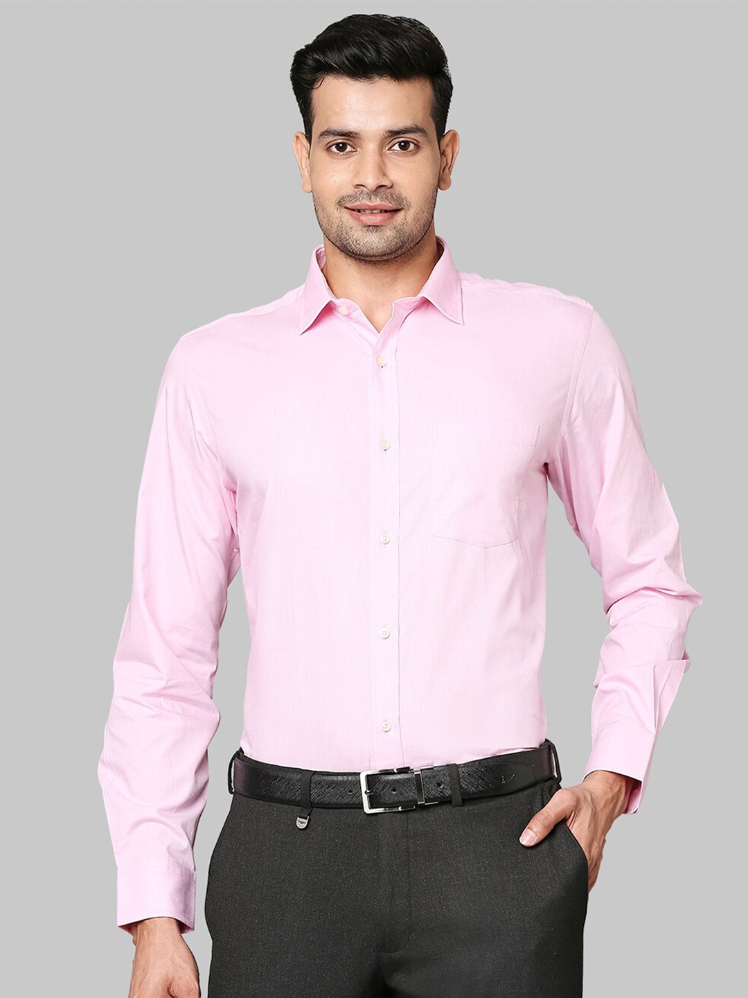 

Park Avenue Men Red Casual Shirt