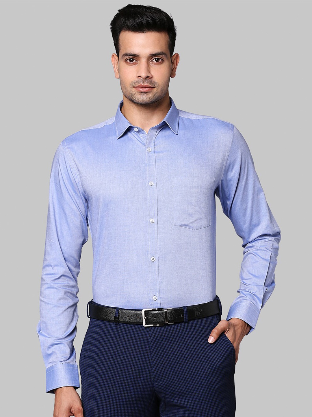 

Park Avenue Men Blue Slim Fit Casual Shirt