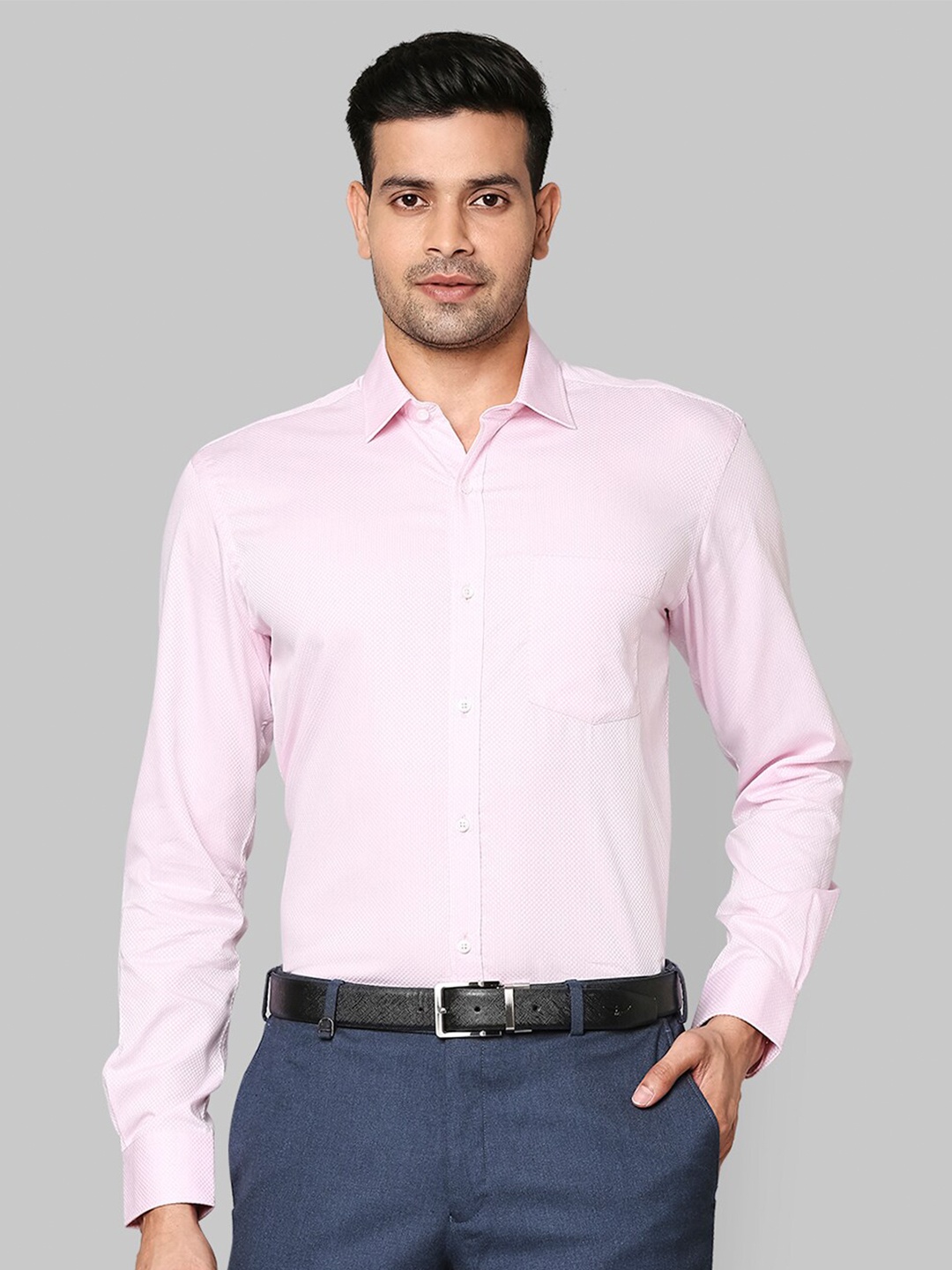 

Park Avenue Men Red Casual Shirt