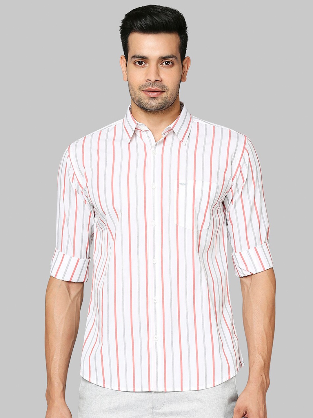 

Park Avenue Men Red Slim Fit Striped Casual Shirt