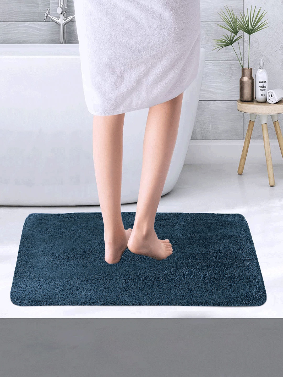 

LUXEHOME INTERNATIONAL Teal Blue Solid Anti-Skid Doormats