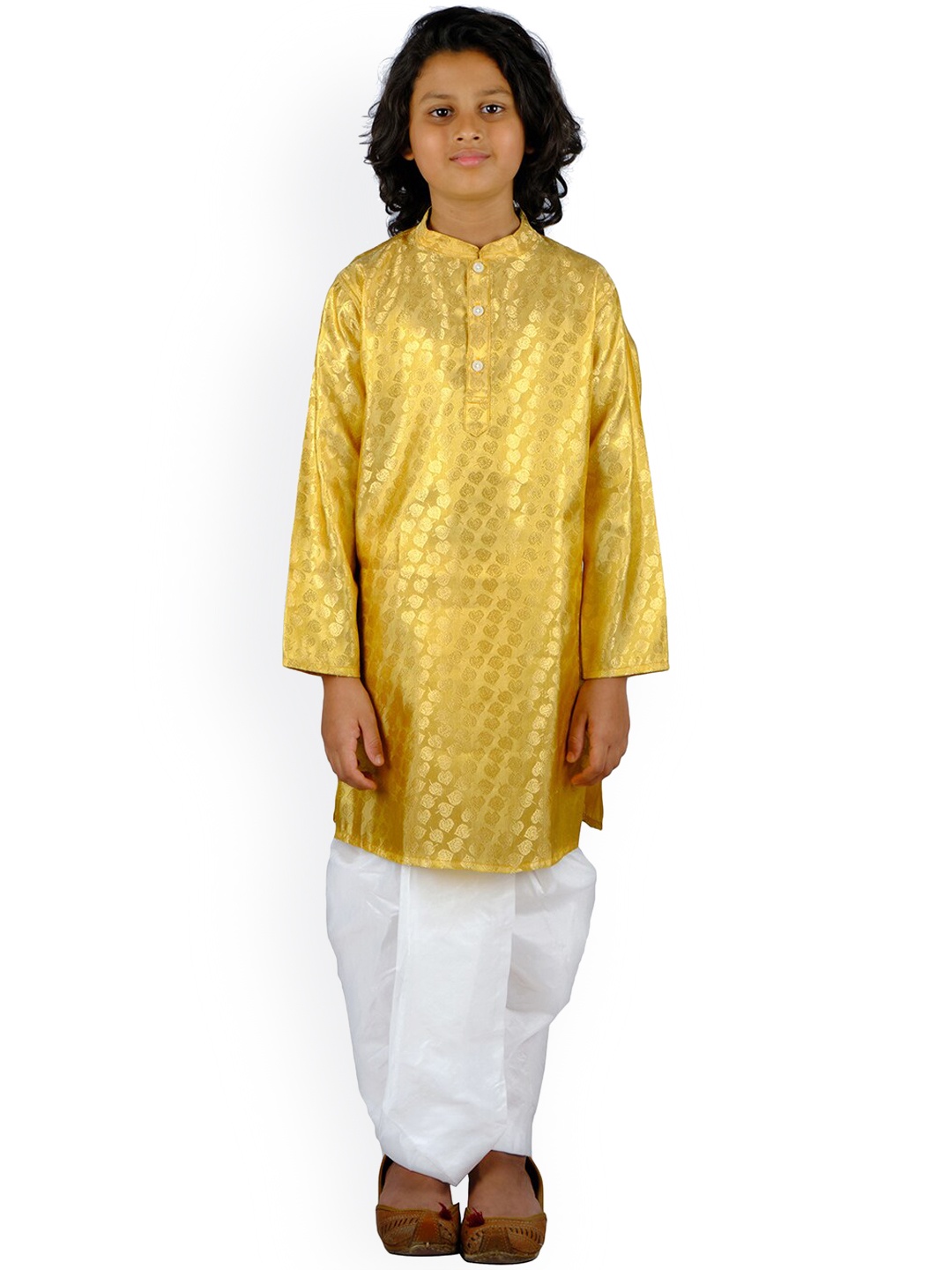 

Sethukrishna Boys Gold-Toned Ethnic Motifs Printed Kurta with Pyjamas