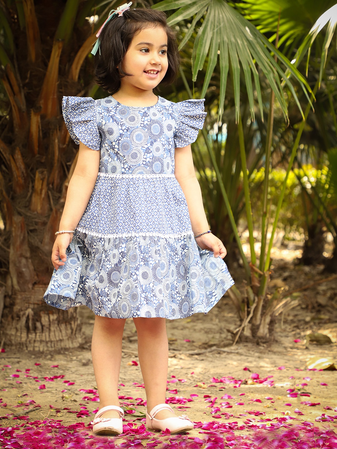 

LIL DRAMA Blue Floral Dress