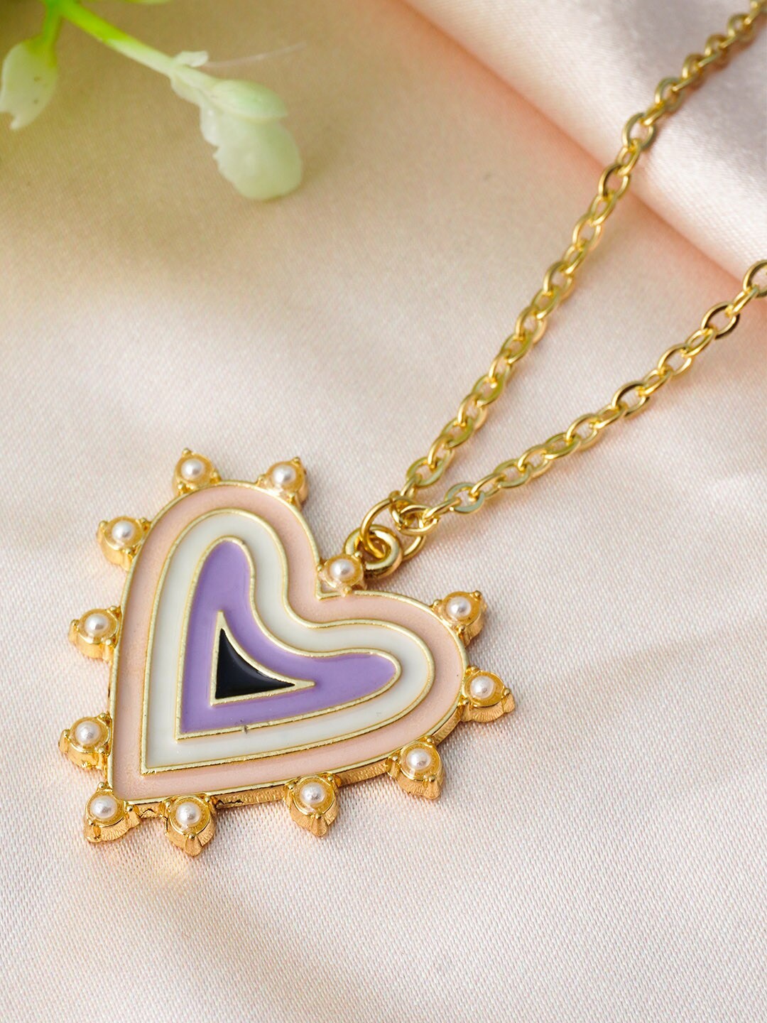 

Ferosh Gold-Toned Purple Heart-Shaped Stone Studded Pendant With Chain