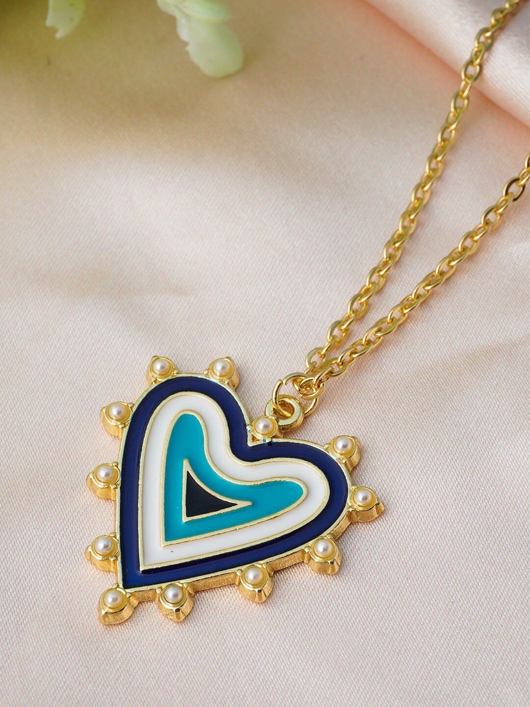 

Ferosh Blue Heart Pendant Chain Necklace