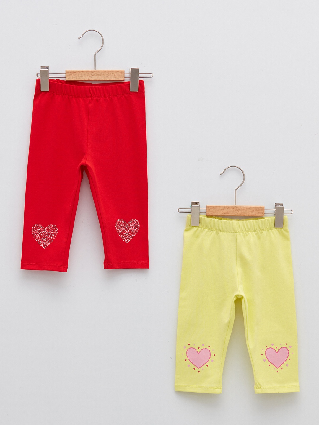

LC Waikiki Girls Pack of 2 Stretchable Leggings, Red