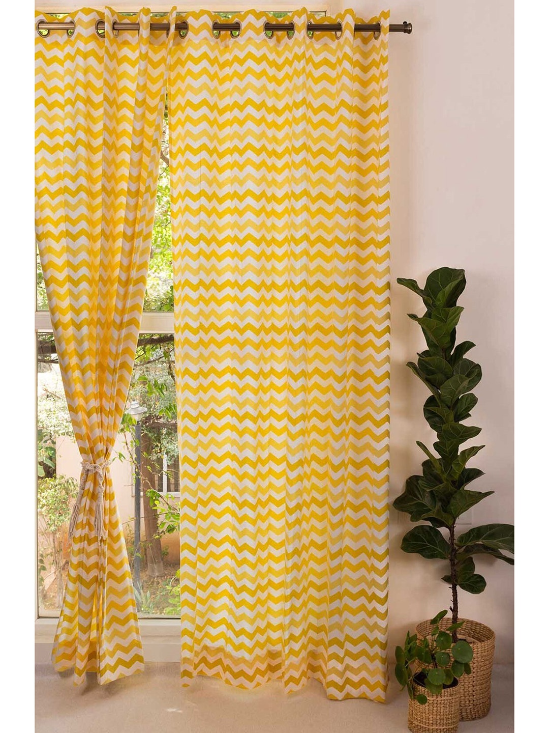

The Yellow Dwelling Yellow & White Geometric Window Curtain