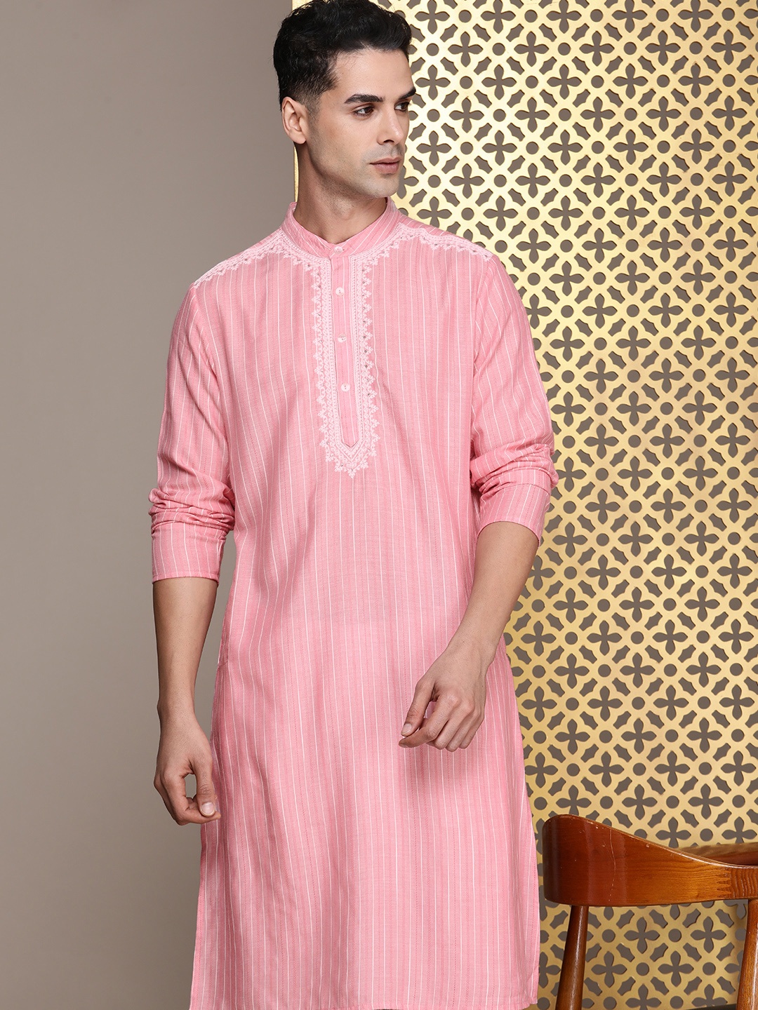 

House of Pataudi Striped Thread Work Straight Jashn Kurta, Pink