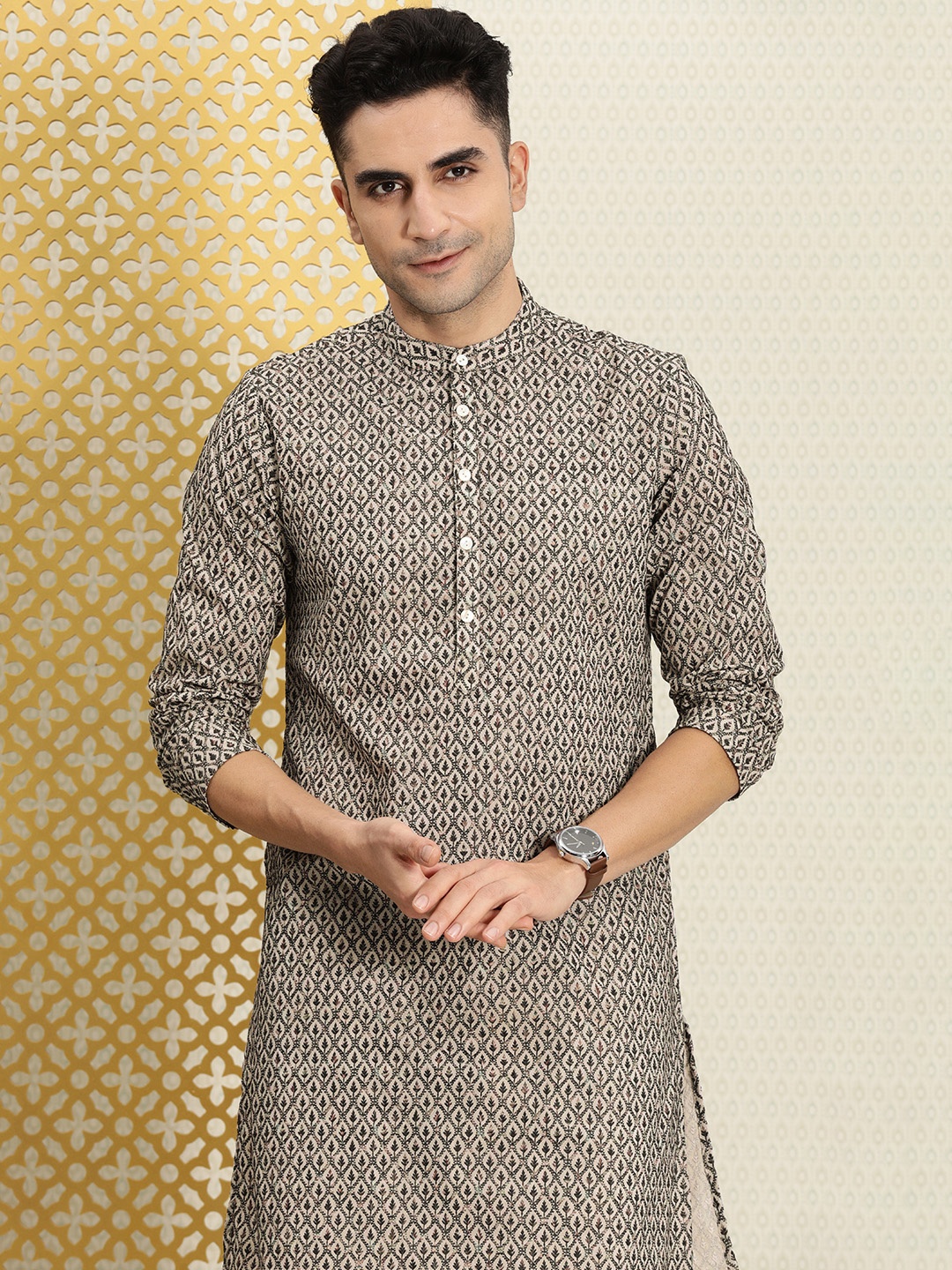 

House of Pataudi Men Green & Off White Woven Design Jashn Straight Kurta